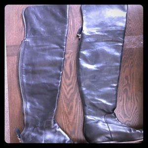 Vera Wang over the knee flat boots size 6